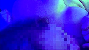 Blonde quickie in motel