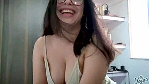 i convinced my desperate stepsister to suck my dick