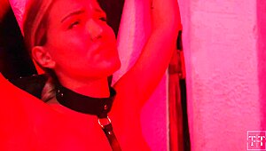 Submissive whore accepts BDSM punishment from bodybuilder 😈