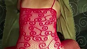 this slut wife is fucking a huge double dildo with her ass