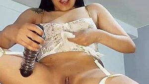 I Dance, Warm Up, and Masturbate Until Cum