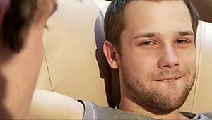 I luv raw fuckin and fistin with my czech twink partner