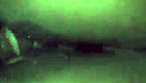 Slim Guy Vs Big Booty Mami