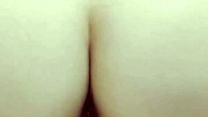 デカチン騎乗位で完璧に跨いで中出しフィニッシュ