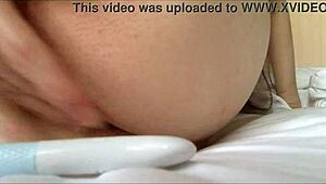 Amateur Slut Fucks Juicy Pussy And Ass Close-Up With Razor Toy