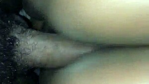 Slim Guy Vs Big Booty Mami