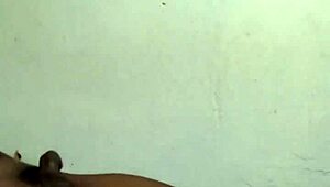 Meu vizinho me botou pra mamar