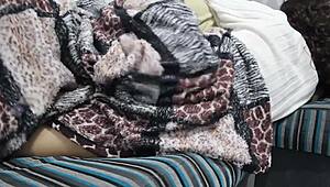 Hermanastra Begs Me to Take Her Without Condom on Sofa