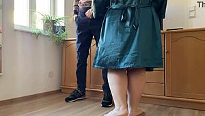 Stepmother-in-law’s kinky scene with son-in-law in solo action