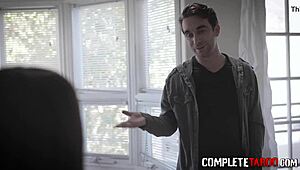 Fetish Teen's Pussy Licked Before Monster Cock Bang