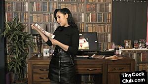 sph dirty talk from solo babe in leather stockings