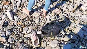 Blonde Amateur Fucked Doggy on Public Beach in Paradise