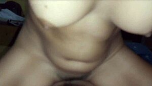 Pretty Venezuelan housewife's sensual homemade video with passionate sex and muff diving