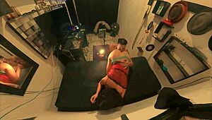 Outro olhar por dentro da cena Priscila Beline novinha gostosa fudendo com blowjob e doggystyle