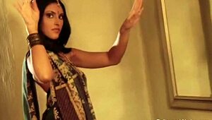 bollywood brunette teases in nude dance