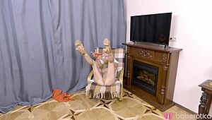 Jessika Blonde's self-pleasure experience in high definition video.