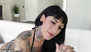 Alternative beauty Jessie Lee gets a throat gag and face fuck with cum
