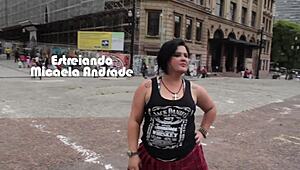 gordinha gostosa foi viajar e conheceu dois negros com pau grande que mostraram as maravilhas da cidade pra ela mica bbw gostosa e cheia de curvas 😘