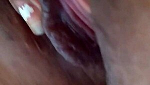 Damn! I’m fingering my pussy hard while boyfriend’s away!