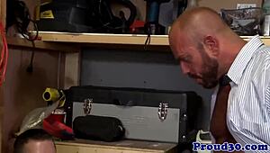 I can't believe the gay teacher got assfucked by school trashman!