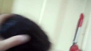 Latina BBW despises sucking cock for cash.