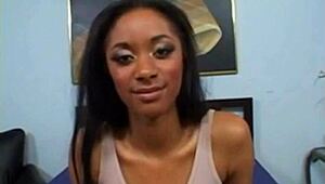 Pička moje pastorke je tako dobra