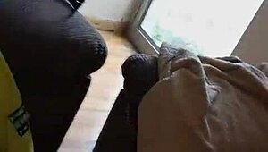 velvet rain milf squirts on edge with huge toy in homemade scene