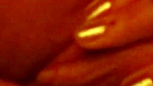 Amateur Fucks Big Clit