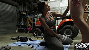 chantelle fox is getting fucked while working out at the gym, so hot