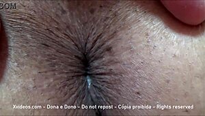 Rabuda Brasileira Casada Shows Off Fat Ass and Sexy Curves in Skirt