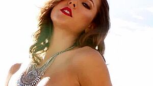 I’m obsessed with Gia Ramey Gay’s natural naked body in Mexico