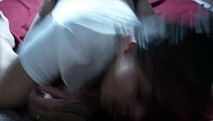 スケベアジア妻のチンポしゃぶり見てるの最高