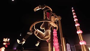 Ryos wild adventure at Red Robin Lounge with machine table action