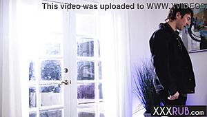 Hot teen masseuse Vanna Bardot surprises with blowjob after massage 😍