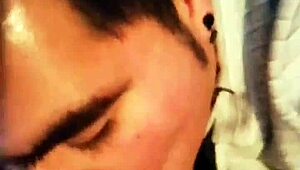 buenos amigos experimentan con sexo oral y terminan follando duro