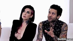 Teen Babysitter Mia Malkova Meets Employers Joanna Angel And Small Hands For 3some Session.