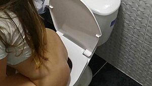 Pretty milf with shaved cunt and small tits gets blowjob