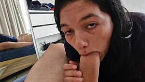 mi sobrina shows her ass then sucks me off, damn hot indian!