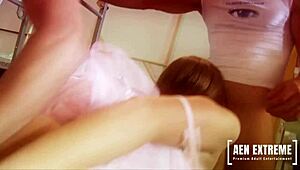 Gabriela Glazer In Face Party