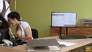 Neodolám perfektní prdeli Alex Black pro Loan4K