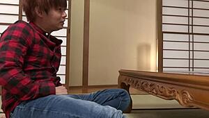 i couldn’t stop staring at my mom’s soaked tits, natsumi omachi! 😳