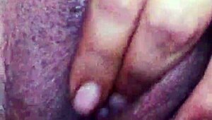 Brazilian amateur moans during solo session