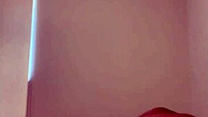 Smashing Latina Groupie