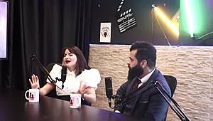 Lady Snow avoids double penetration with husband but gives ass to Lord Kenobi