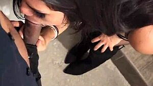 y si vamos al motel for some private fun?