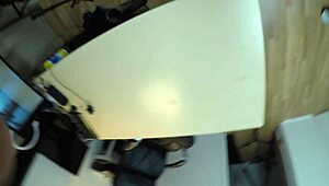 베로니카 발렌타인 캐스팅 POV 옷 찢기 흠뻑 젖음