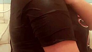 Wow, Strange Wet Arm Fetish in Bath with Small Tits!