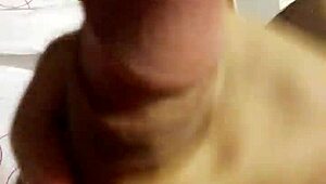 Amateur Masturbation with Large Penis