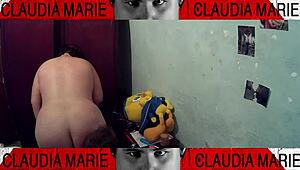 i dominate the curvy fat woman by licking her pussy and fucking her against the closet