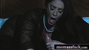 Anal-loving MILF gets hammered by Reaper's monster cock